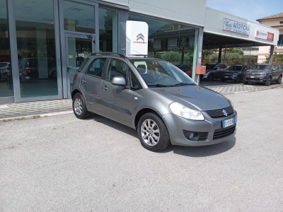 SUZUKY SX4